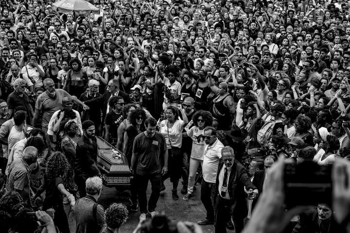Marielle Presente — fotografia 12